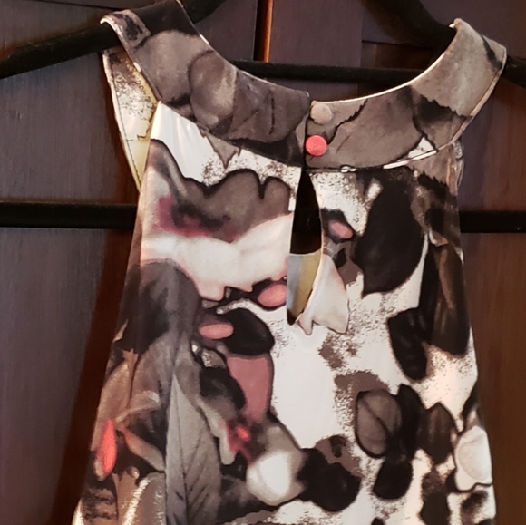 INC High Neck/Mock NeckTop Med Sleeveless - Picture 2 of 8